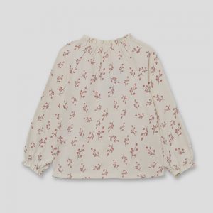 Camiseta niña blanca con estampado de ramitas y volante en el cuello